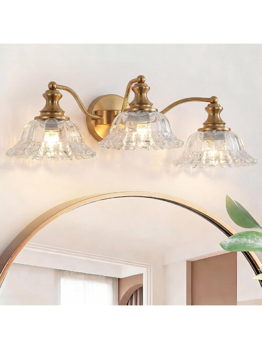 Vintage 3-Light Bathroom Vanity Light - Antique Brass Wall Sconces with Crystal